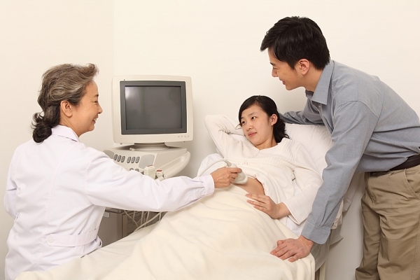 7 Cách giúp các ông chồng chăm sóc vợ khi mang thai lần đầu