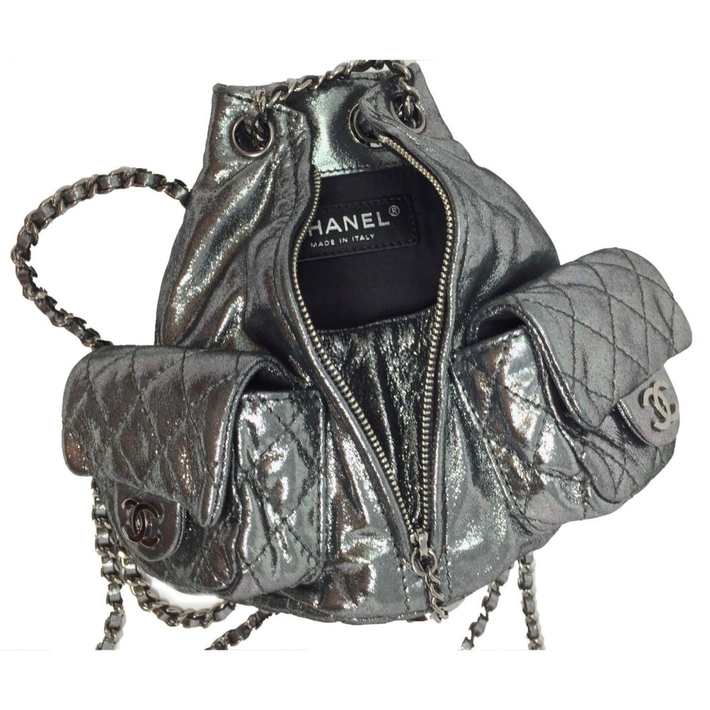 9 mẫu balo hàng hiệu giá đắt nhất thế giới Balo Chanel Metallic Silver Anthracite
