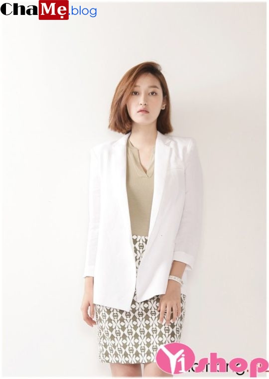 Áo khoác blazer nữ công sở Hàn Quốc đẹp dịu dàng đông 2021 - 2022