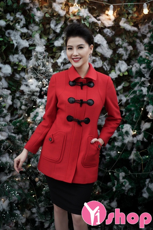 Áo khoác măng tô nữ màu sắc đẹp tỏa sáng khi dự tiệc thu đông 2019