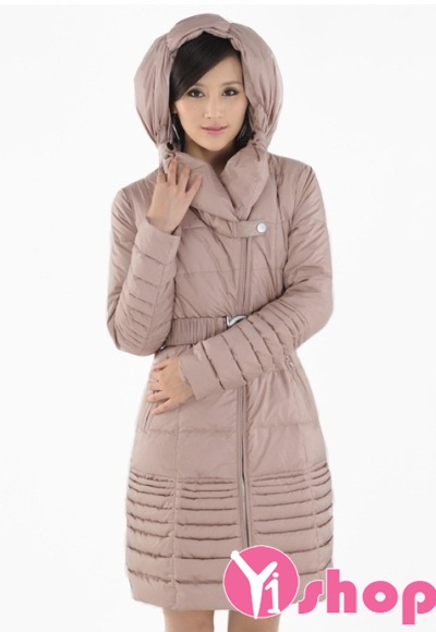 Áo khoác phao nữ cách điệu đẹp nổi bật kiểu Hàn Quốc mùa đông 2021 - 2022