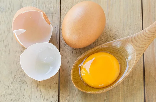 Bà bầu nên ăn trứng gà như thế nào? Cần lưu ý những gì?
