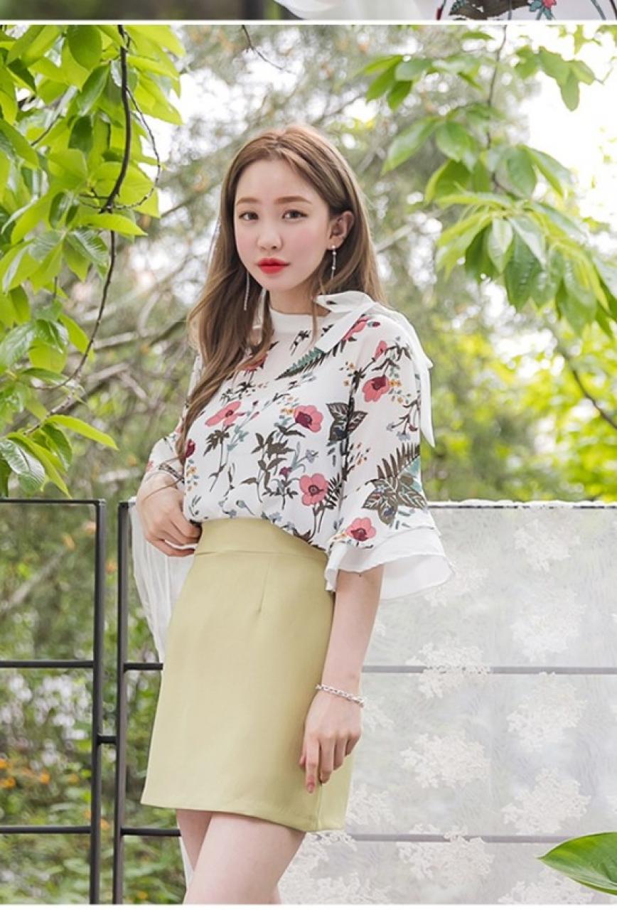 Bí quyết mặc áo sơ mi công sở nữ kiểu Hàn Quốc tạo phong cách trẻ trung năng động