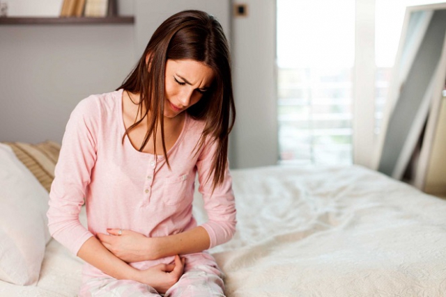 đau bụng sau sinh 1 tháng do sót nhau gây nguy hiểm cho sản phụ