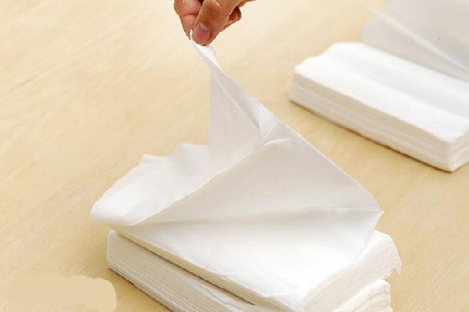 khăn giấy vệ sinh cho trẻ sơ sinh