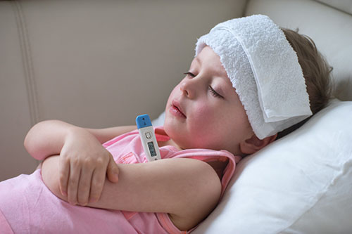 Nguyên nhân và cách điều trị cảm lạnh ở trẻ