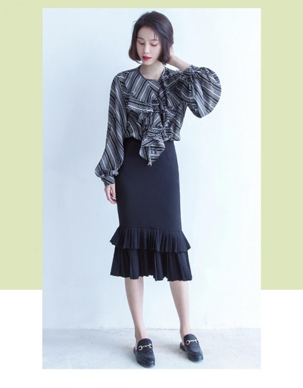 Những mẫu áo sơ mi mùa thu phong cách Hàn Quốc. Học cách phối áo sơ mi mùa thu đẹp như quý cô Hàn