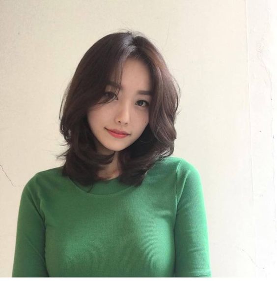 Top 17 kiểu tóc ngắn ngang vai uốn xoăn Hàn Quốc đẹp yêu thích nhất năm 2021