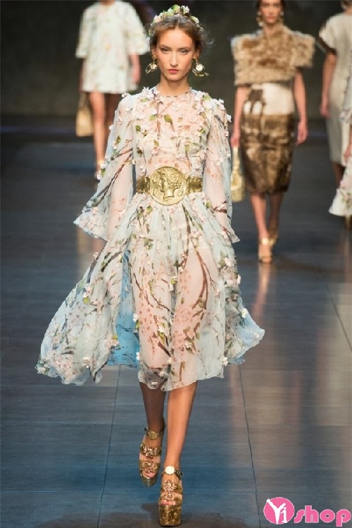 Váy đầm 3D họa tiết hoa đẹp xu hướng thời trang mới nhất hè 2021 - 2022