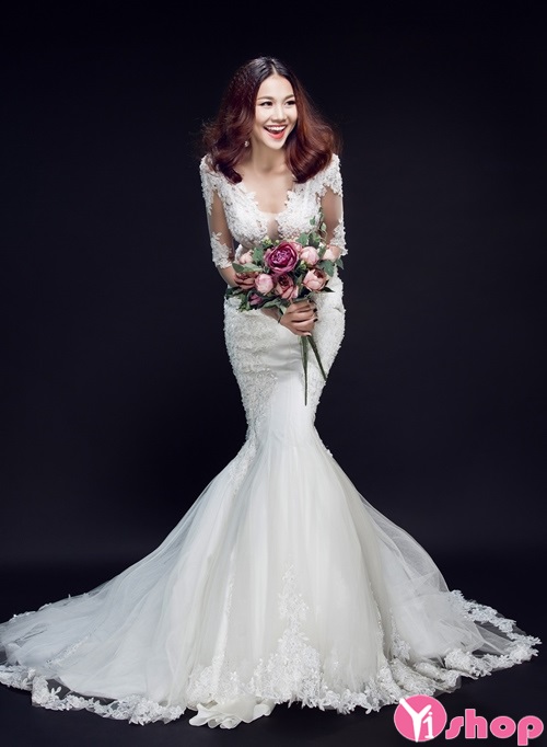 Váy đầm cưới xuyên thấu đẹp được cô dâu yêu thích nhất hè 2021 - 2022
