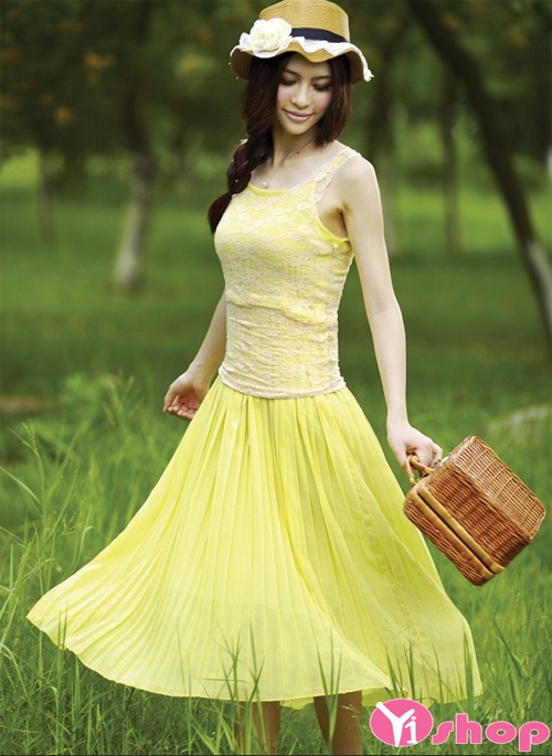 Váy đầm maxi dáng dài đẹp họa tiết dễ thương dạo biển hè 2021 - 2022