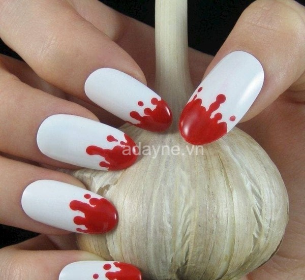 mẫu nail halloween màu đỏ trắng